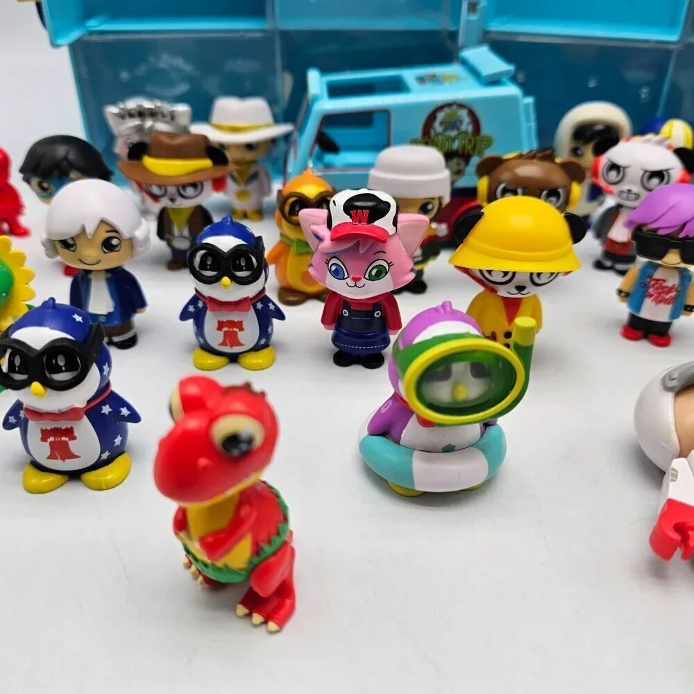 2020 Ryan's World Miniature Collectible Figures With Carrying Case Toy Van USED
